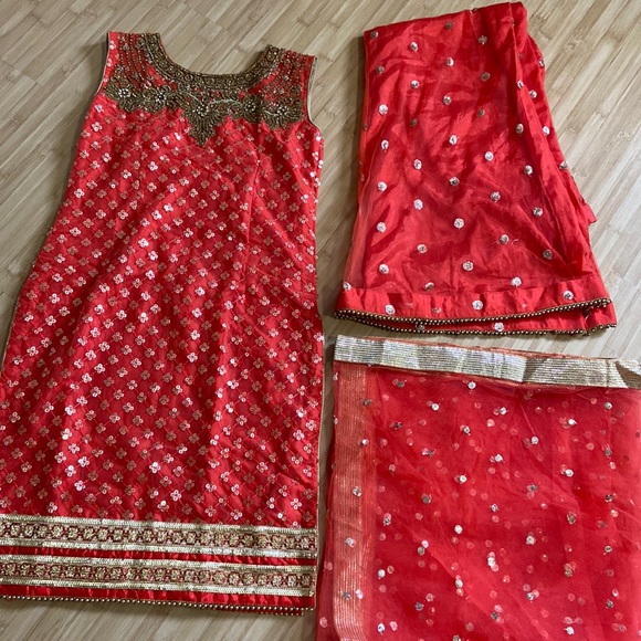 Net palazzo kameez women party suit - Picture 1 of 3